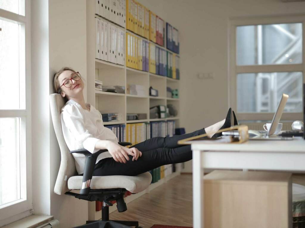 Продължава спадът в търсенето на ИТ специалисти