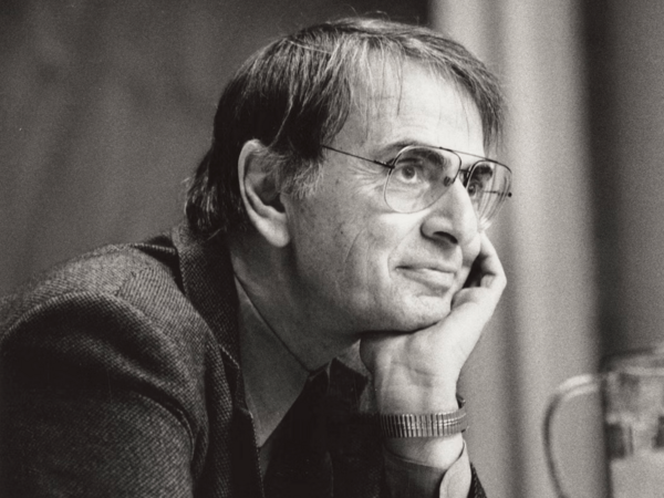 Притеснително точна прогноза на Карл Сейгън от 1995 г. за бъдещето на Америка