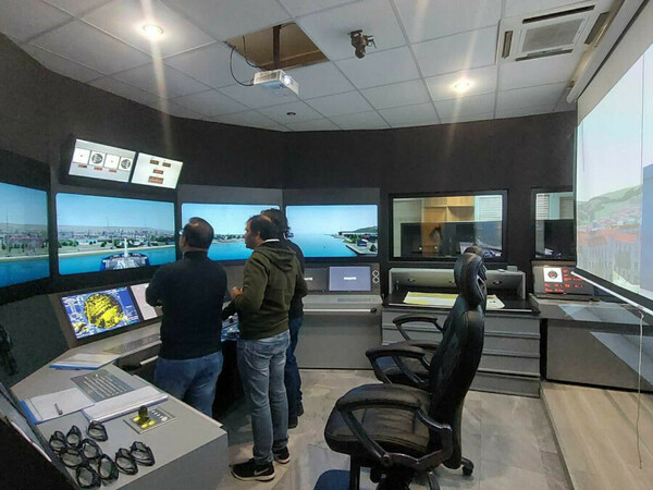 МКЦ при ТУ-Варна подготви капитани от индийската компания МАРИТЕК