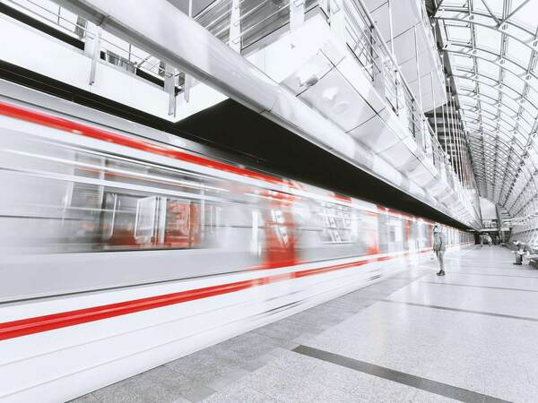 Индонезийският президент открива първата високоскоростна железопътна линия в Югоизточна Азия, финансирана от Китай