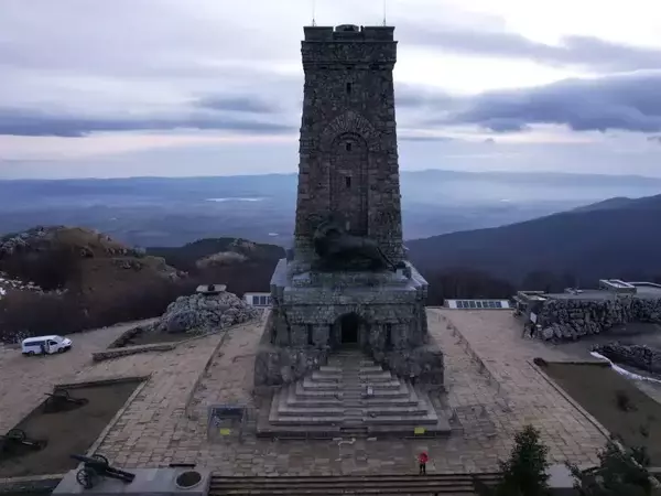 Започва ремонтът на Паметника на свободата на връх Шипка