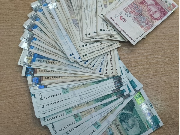 Извънредно работно време на касите на БНБ и на териториалните поделения на „Дружество за касови услуги” АД в страната